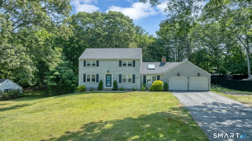 Unit for sale at 8 Charter Oak Drive, East Lyme, CT 06333