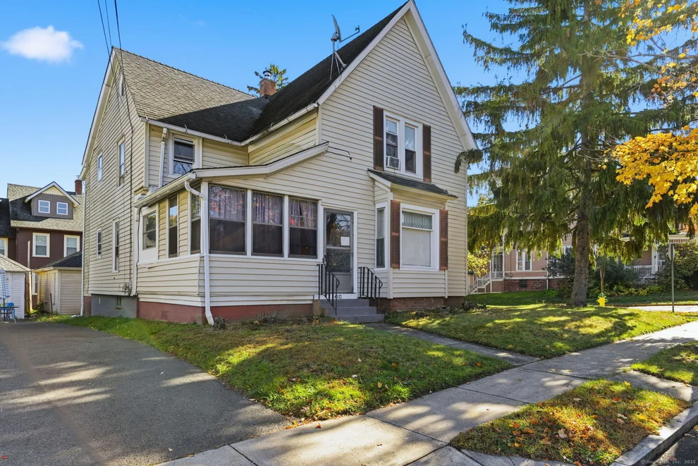 Unit for sale at 410 High Street, Middletown, CT 06457