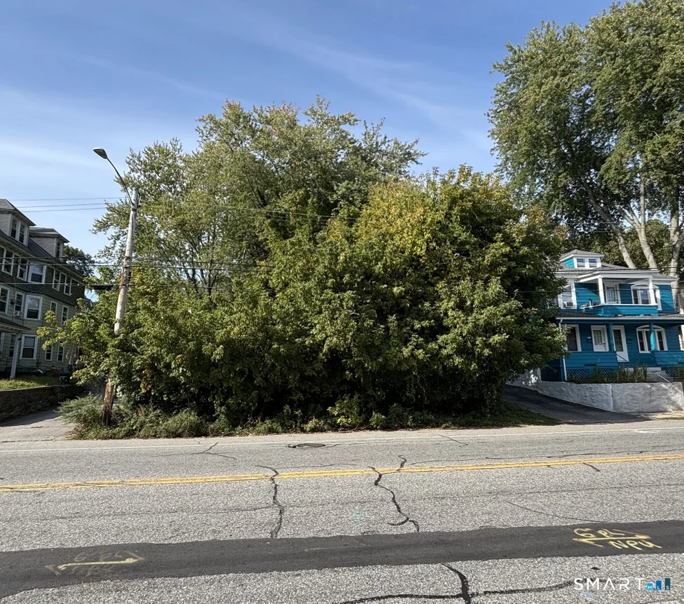 Unit for sale at 110 Main Street, Norwich, CT 06360