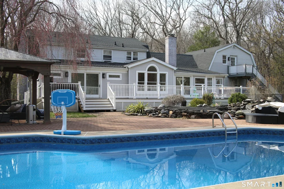 Unit for sale at 16 Diana Drive, Woodbridge, CT 06525