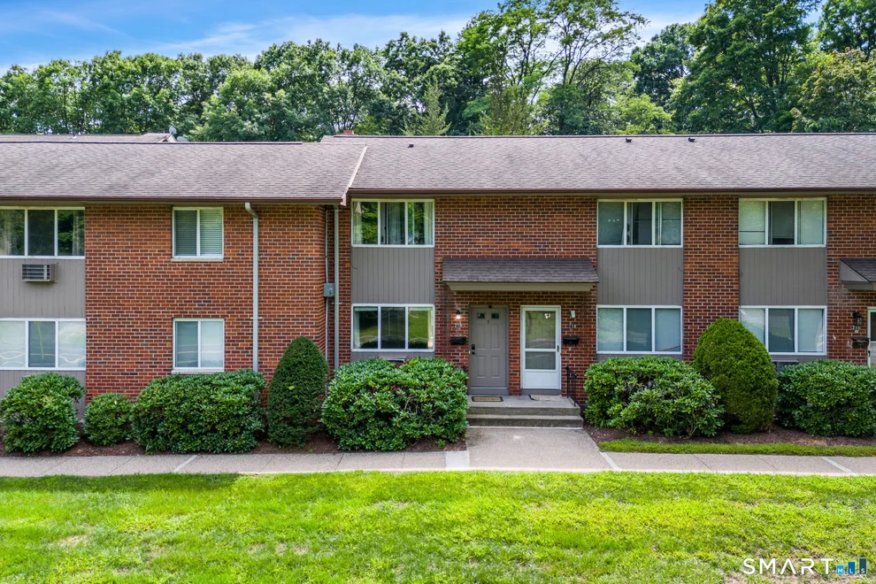Unit for sale at 218 New Britain Avenue, Farmington, CT 06085
