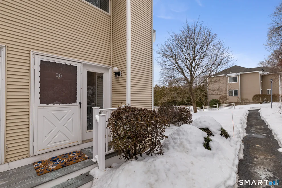 Unit for sale at 80 Country Lane, Vernon, CT 06066