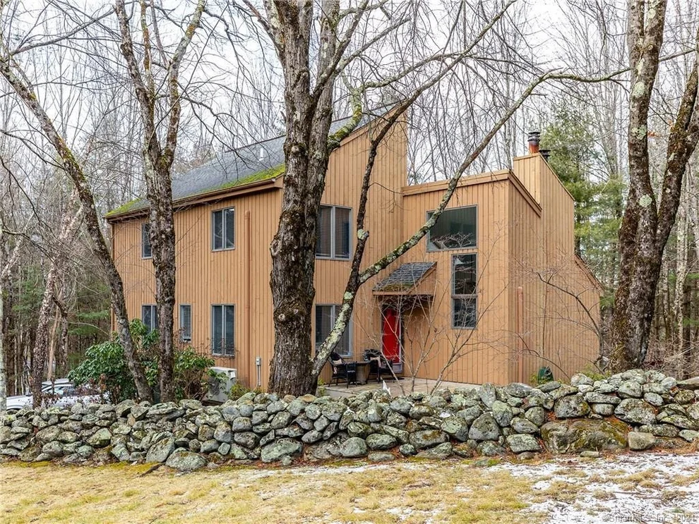 Unit for sale at 4 Paxton Court, Goshen, CT 06756