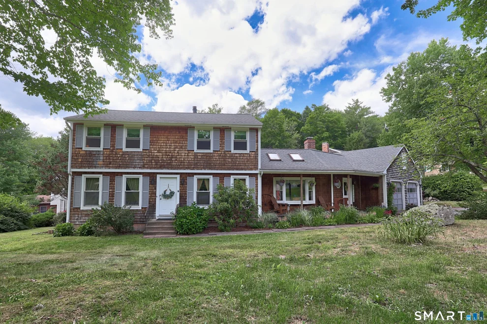 Unit for sale at 2 Meadowside Drive, Farmington, CT 06085