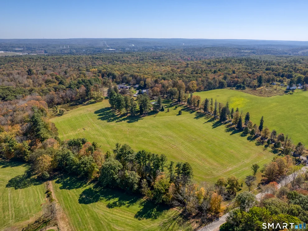 Unit for sale at 67 Holmes Road, Pomfret, CT 06259