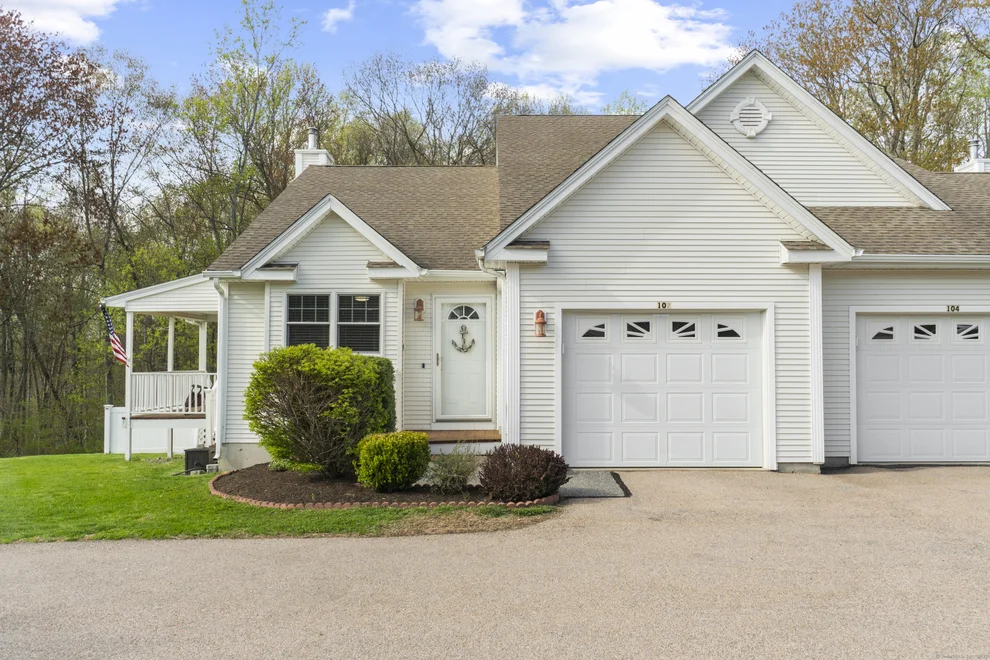 Unit for sale at 102 Murphys Drive, Groton, CT 06340