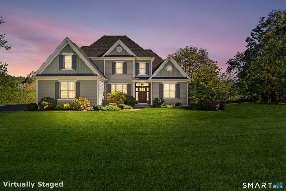 Unit for sale at 2 Doe Hollow Drive, Trumbull, CT 06611