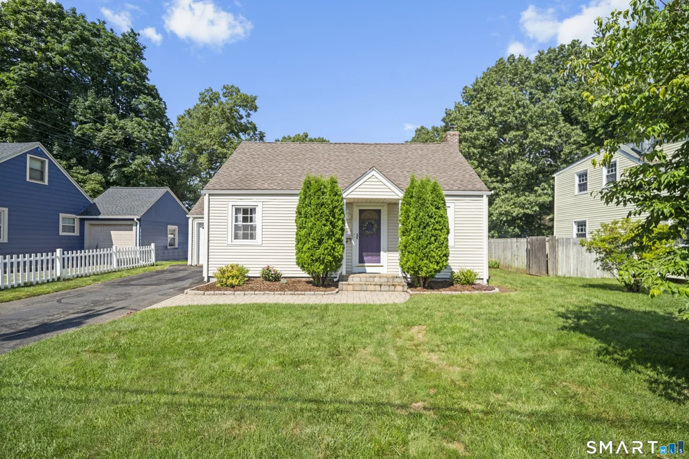 Unit for sale at 33 Chester Drive, Manchester, CT 06040