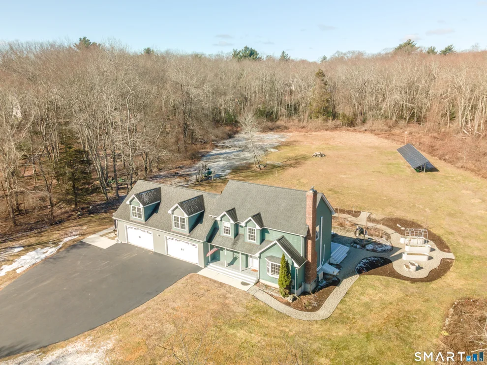 Unit for sale at 140 Frontage Road, Killingly, CT 06239