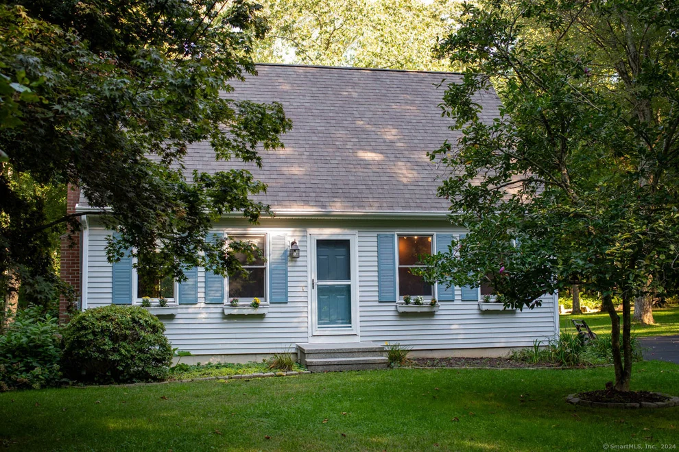 Unit for sale at 69 Woodland Drive, Lebanon, CT 06249