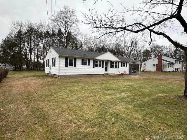 Unit for sale at 279 Burnham Street, Manchester, CT 06042