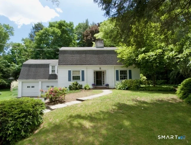 Unit for sale at 76 Hillsboro Drive, West Hartford, CT 06107