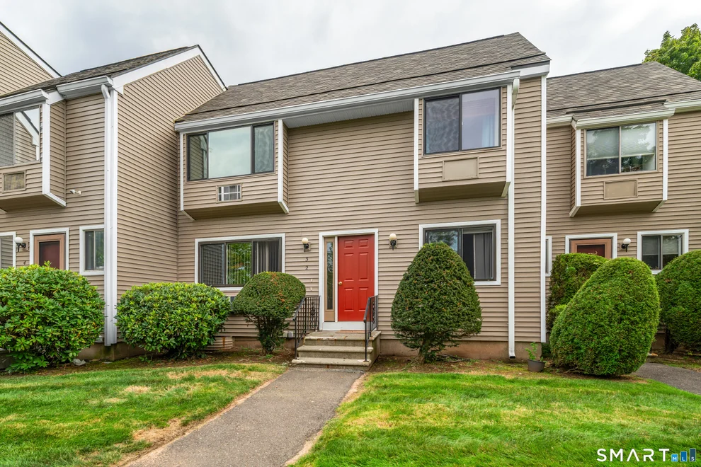 Unit for sale at 560 Yale Avenue, Meriden, CT 06450