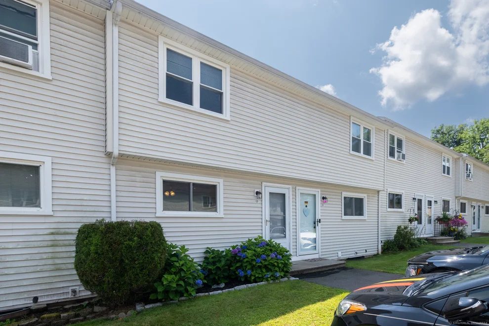 Unit for sale at 1081 New Haven Road, Naugatuck, CT 06770