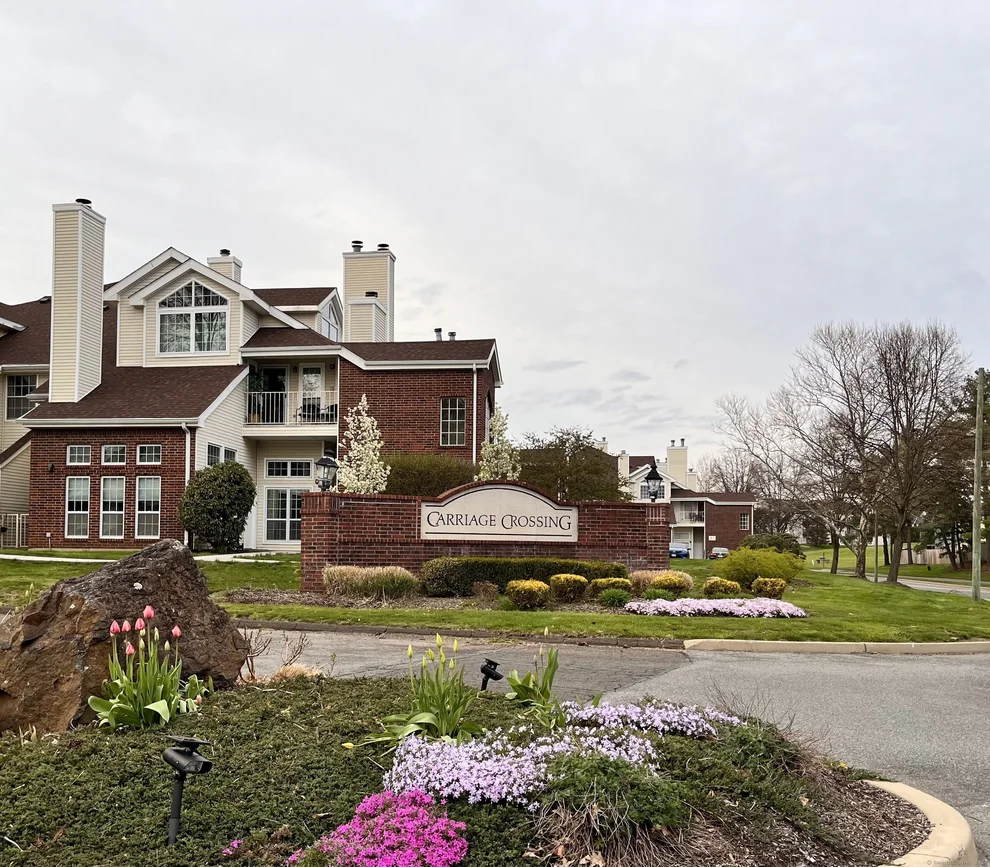 Unit for sale at 58 Carriage Crossing Lane, Middletown, CT 06457