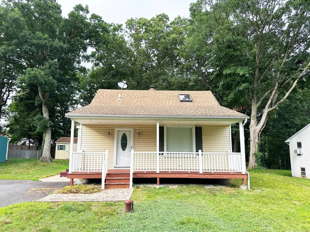 Unit for sale at 5 Beach Drive, Prospect, CT 06712