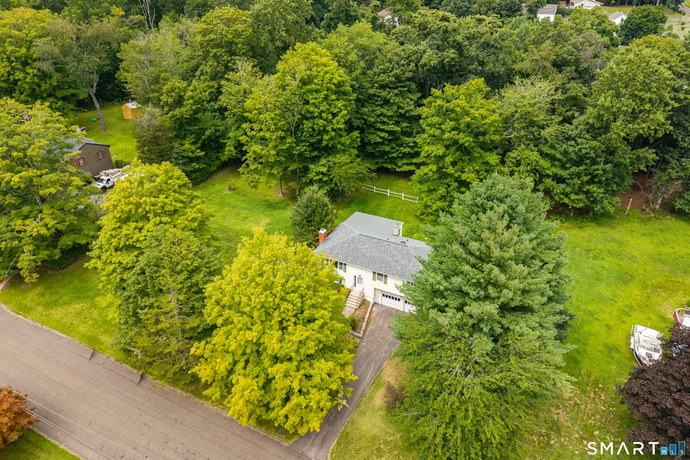 Unit for sale at 15 Driftwood Lane, North Branford, CT 06471