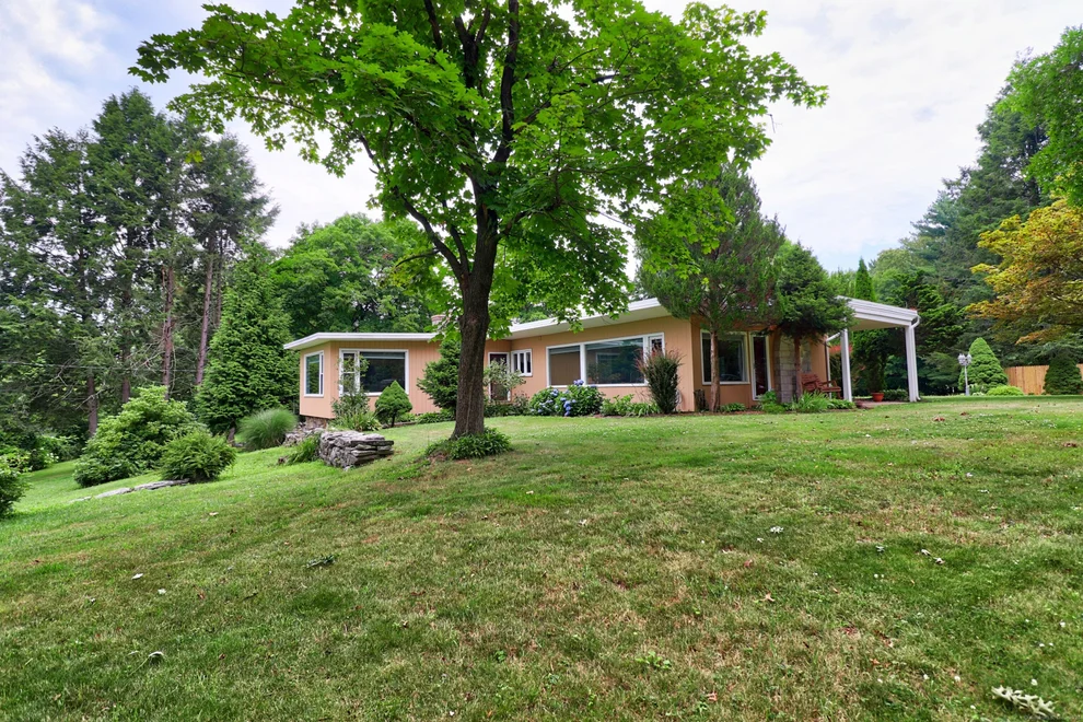 Unit for sale at 215 Allerton Road, Naugatuck, CT 06770