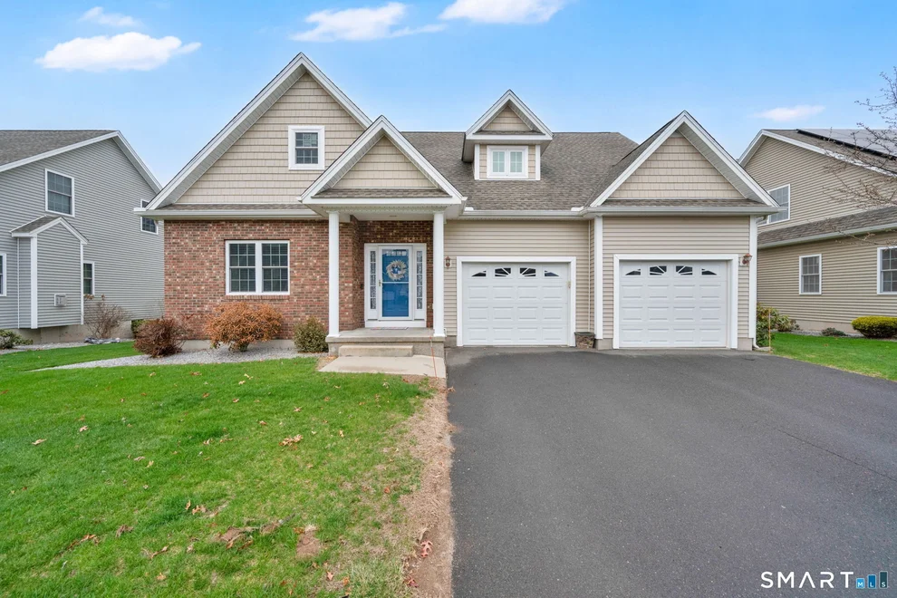 Unit for sale at 20 Windermere Village Road, Ellington, CT 06029