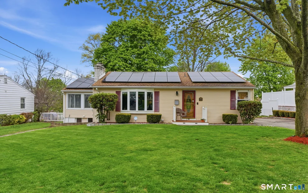 Unit for sale at 44 Skyline Drive, Waterbury, CT 06706