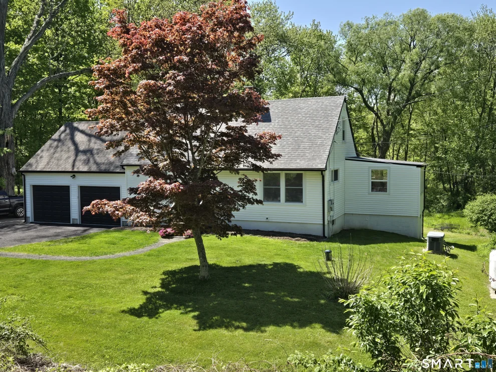 Unit for sale at 2 Judd Hill Road, Woodbury, CT 06798