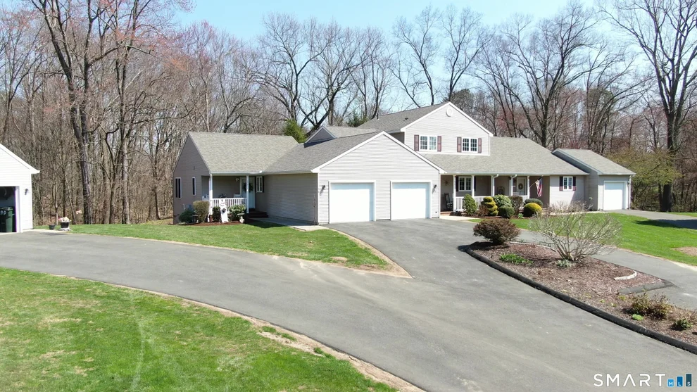 Unit for sale at 98 Dibble Hollow Lane, Windsor Locks, CT 06096