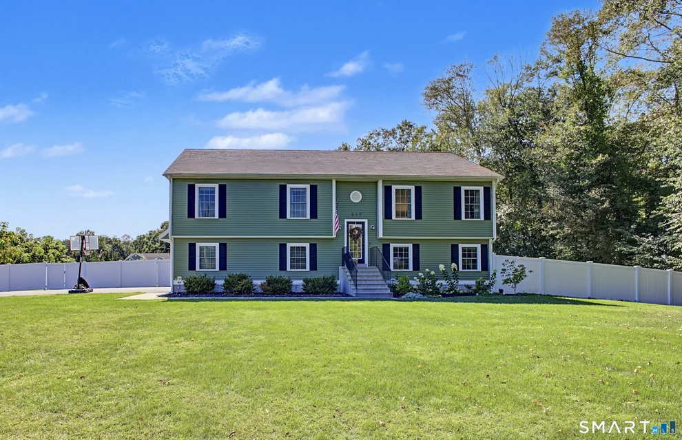Unit for sale at 317 Day Street, Brooklyn, CT 06234