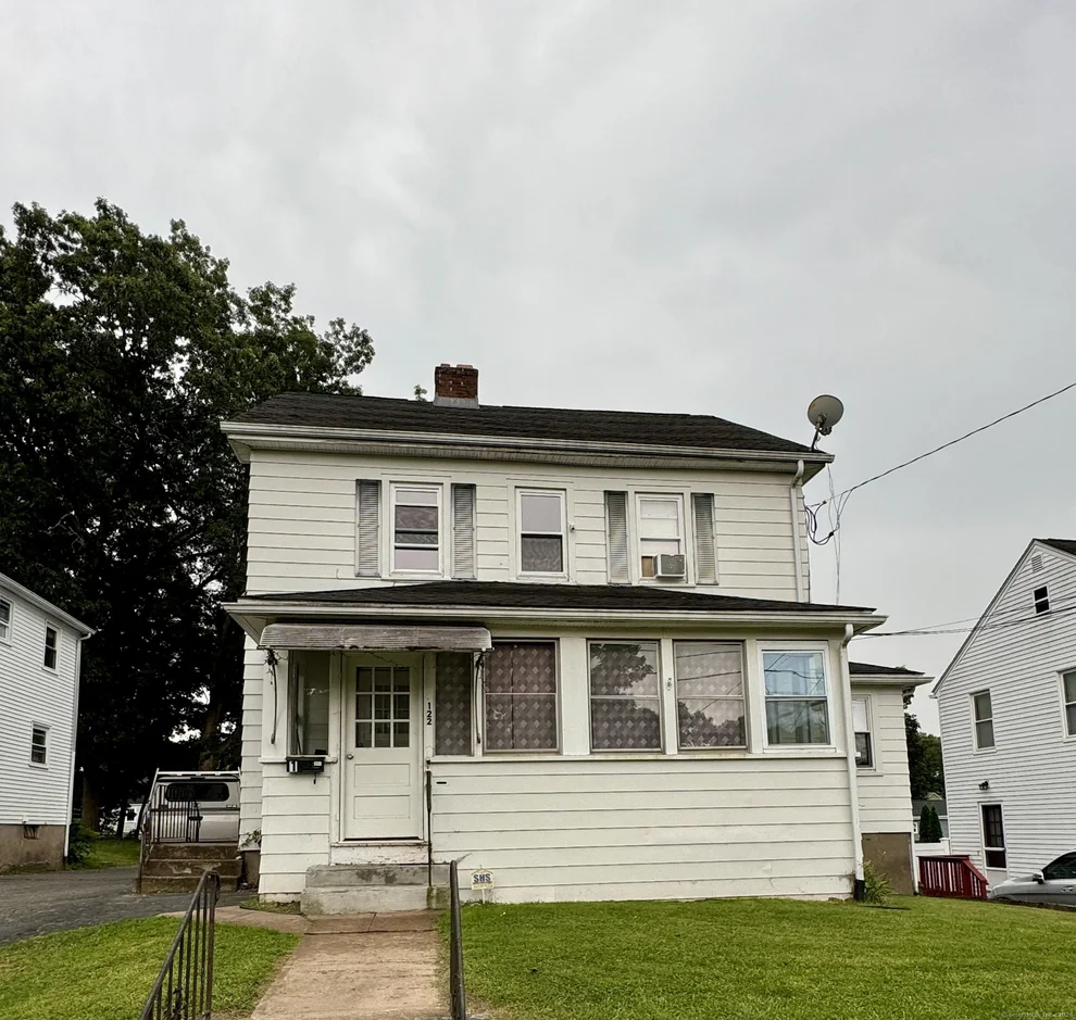 Unit for sale at 122 Florence Street, Manchester, CT 06040