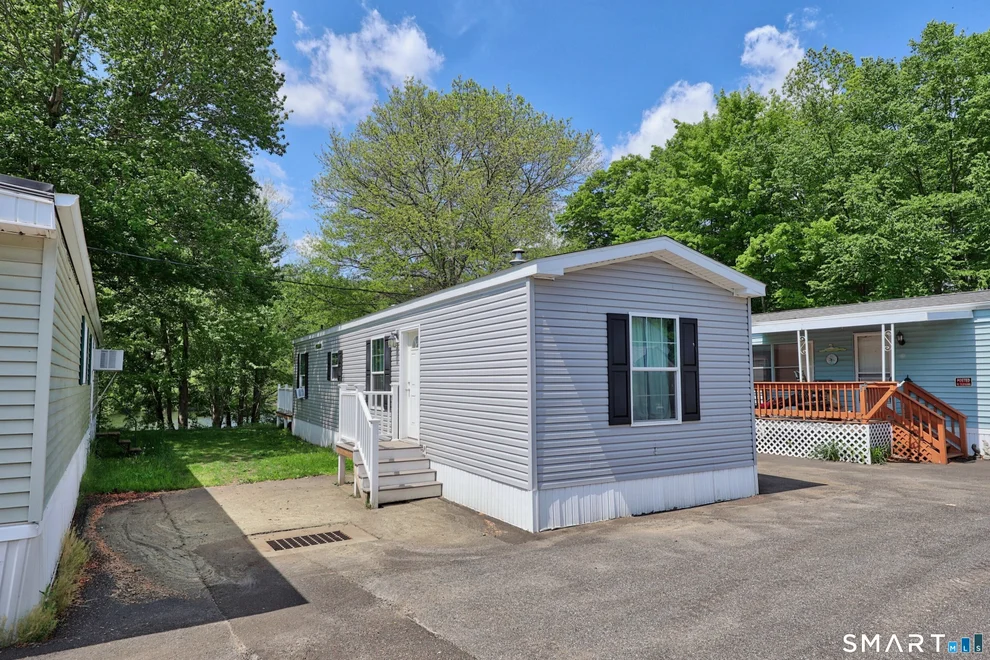 Unit for sale at 1402 Waterbury Road, Thomaston, CT 06787