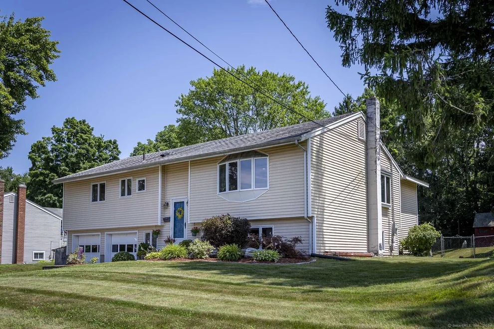 Unit for sale at 22 Sunset Terrace, South Windsor, CT 06074