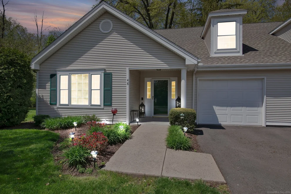 Unit for sale at 48 Henley Way, West Hartford, CT 06117