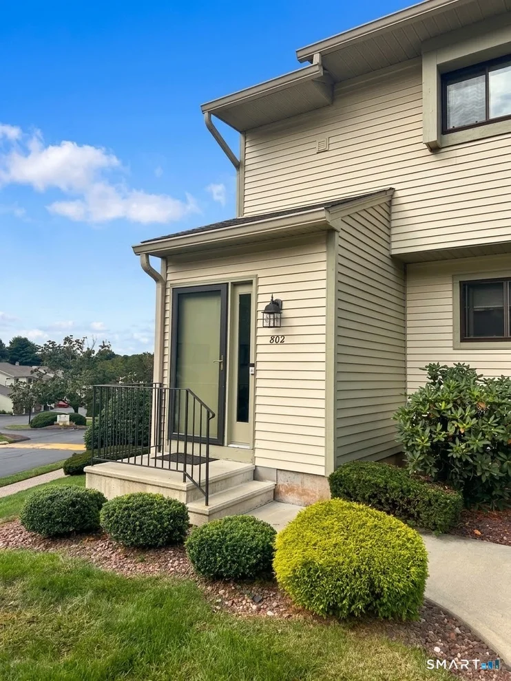 Unit for sale at 802 Summer Hill Drive, South Windsor, CT 06074