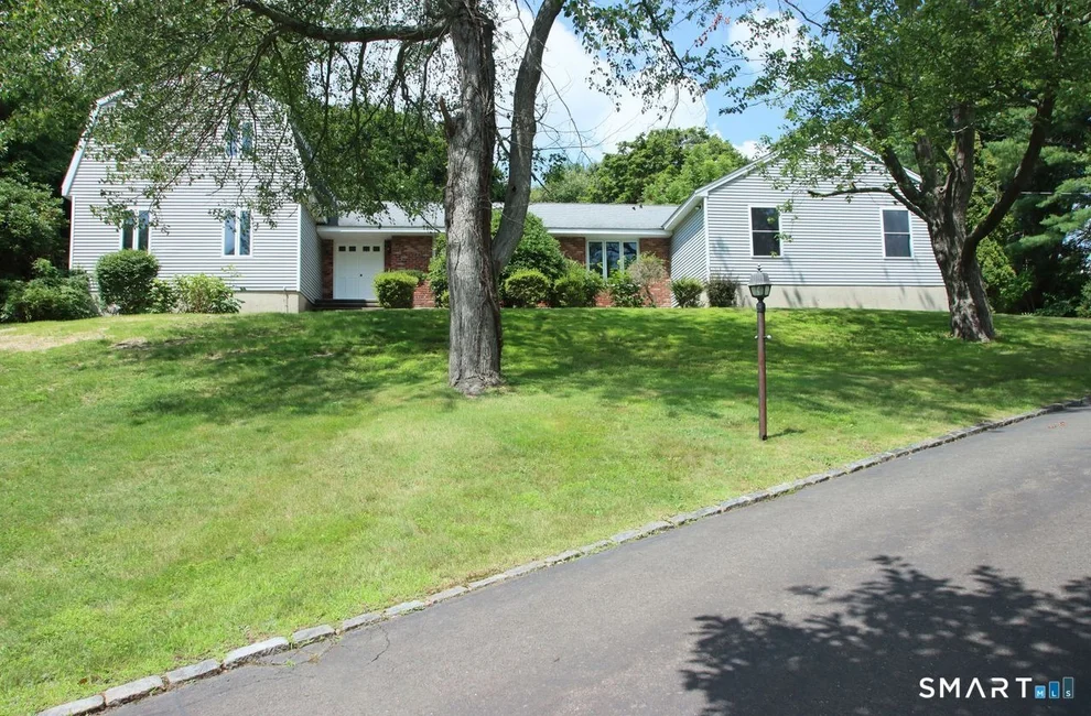 Unit for sale at 328 Saybrook Road, Orange, CT 06477