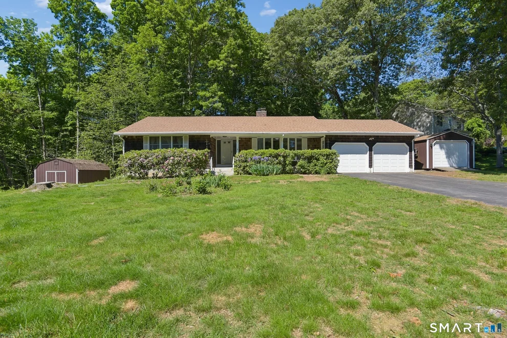 Unit for sale at 10 Chris Drive, Montville, CT 06382