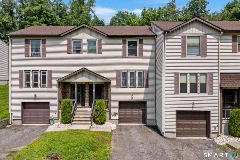 Unit for sale at 41 Country Hill Road, Naugatuck, CT 06770