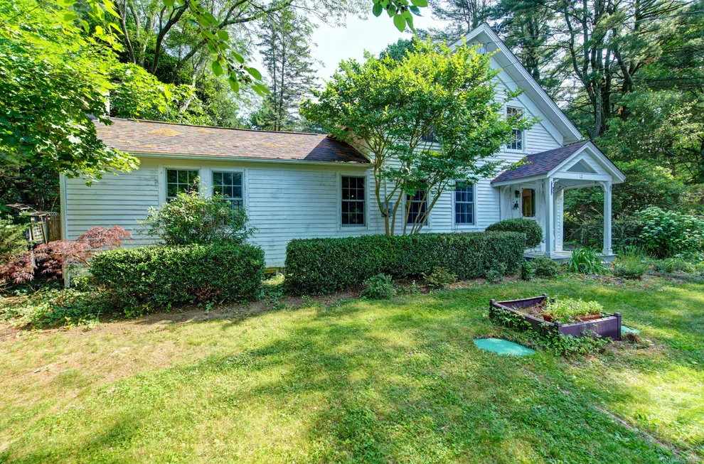 Unit for sale at 12 Meadow Drive, Ledyard, CT 06335
