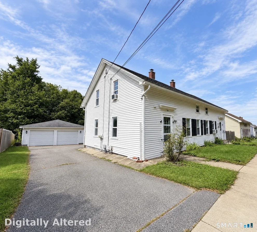 Unit for sale at 137-139 Chestnut Street, Plainfield, CT 06387
