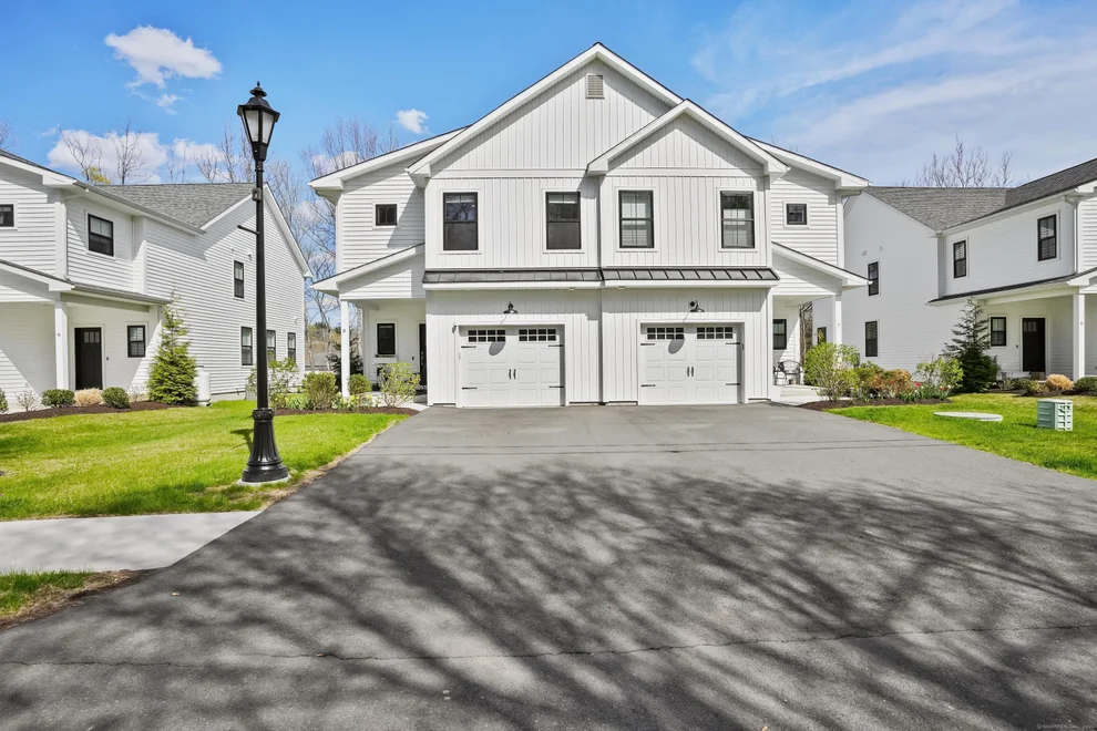 Unit for sale at 37 Old Route 7, Brookfield, CT 06804