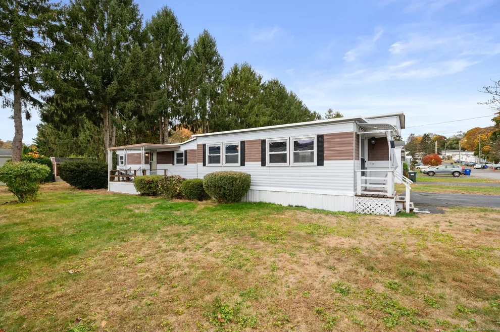 Unit for sale at 170 D Street, Groton, CT 06340