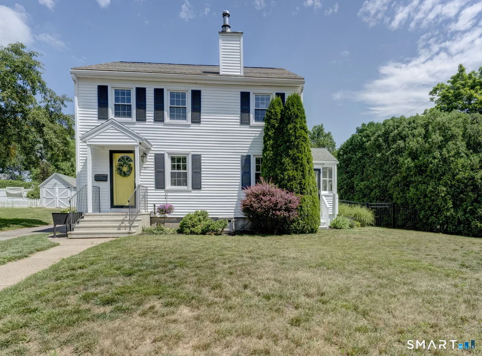 Unit for sale at 137 Green Road, Manchester, CT 06042