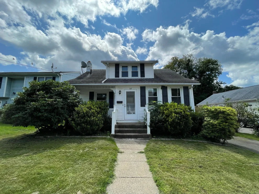 Unit for sale at 10 Hobson Street, Middletown, CT 06457