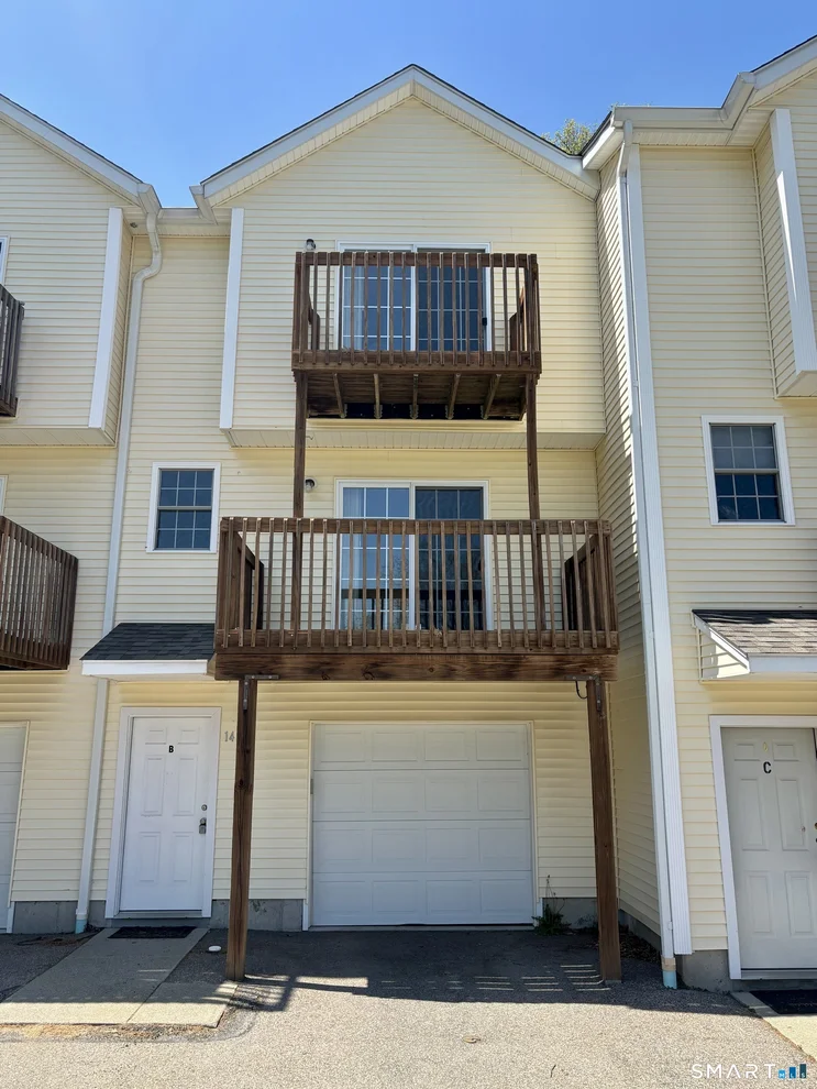 Unit for sale at 14 Old Fitch Hill Road, Montville, CT 06382