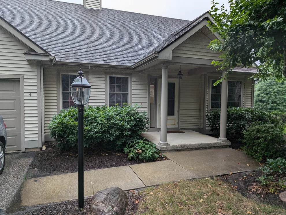 Unit for sale at 4 Chestnut Lane, East Lyme, CT 06357