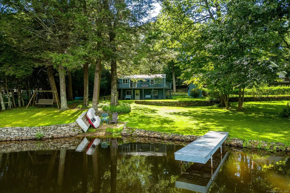 Unit for sale at 37 Crooked Trail, Woodstock, CT 06281