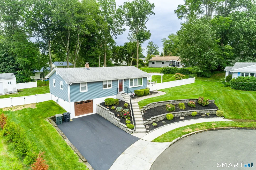 Unit for sale at 162 Cornflower Drive, Milford, CT 06460