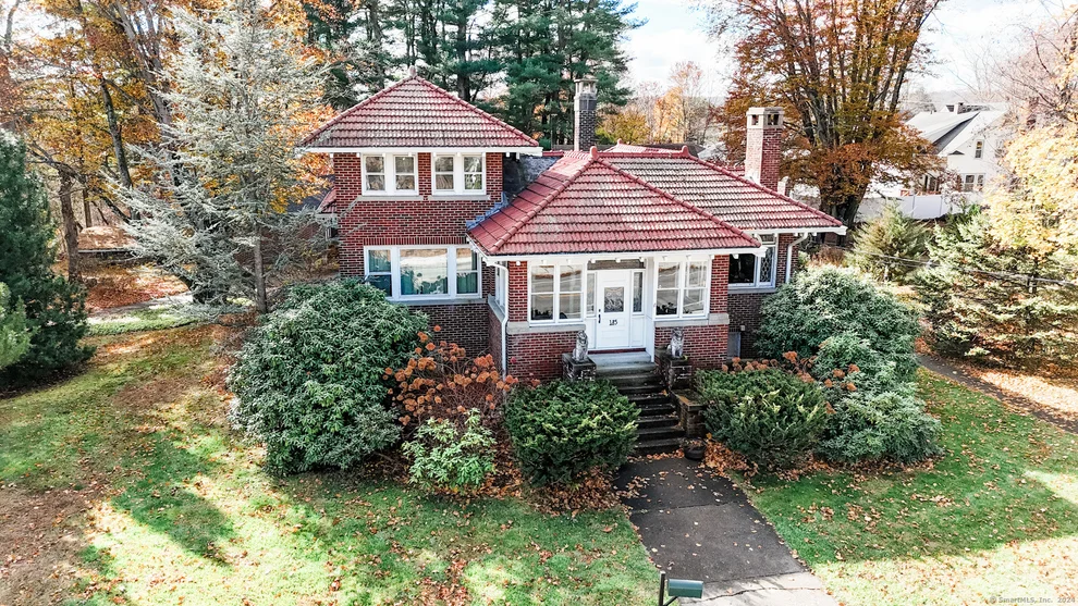 Unit for sale at 185, 185.5 Grove Street, Putnam, CT 06260