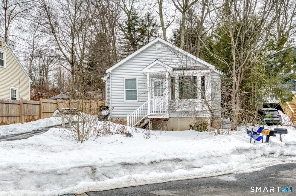 Unit for sale at 316 Shore Drive, Coventry, CT 06238