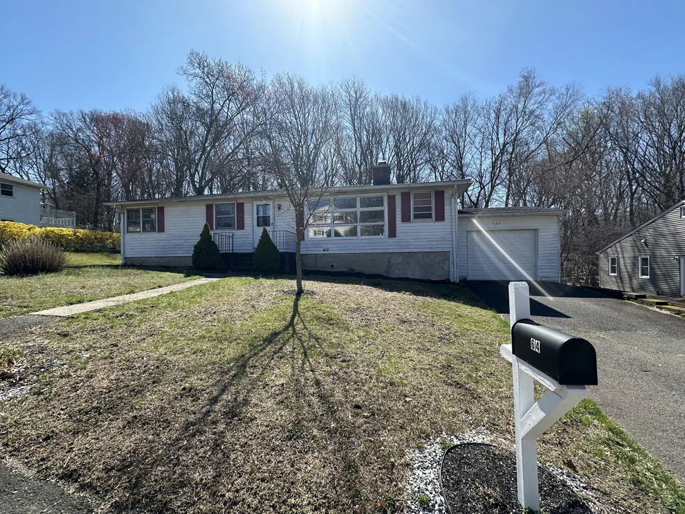 Unit for sale at 64 Piping Rock Drive, Waterbury, CT 06706