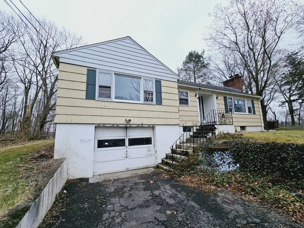 Unit for sale at 91 Woodland Street, Meriden, CT 06451