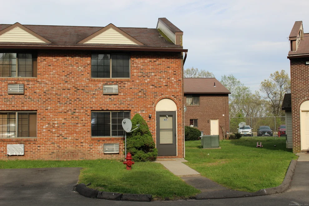 Unit for sale at G1 100 Mark Lane, Waterbury, CT 06704
